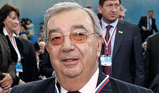 Примаков ушел в отставку Примаков ушел в отставку