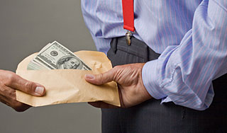 Коррупционеров начнут "выкорчевывать" Коррупционеров начнут "выкорчевывать"