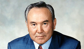 Соперники Назарбаева прогуляли экзамен Соперники Назарбаева прогуляли экзамен