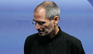 Стив Джобс пересел за руль "авто-фантома" Стив Джобс пересел за руль "авто-фантома"