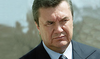 Янукович заставит пенсионеров работать Янукович заставит пенсионеров работать