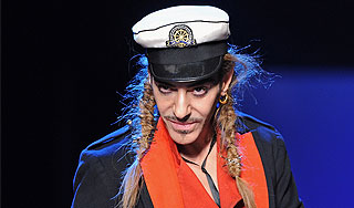 Джон Гальяно будет судиться за клевету Джон Гальяно будет судиться за клевету