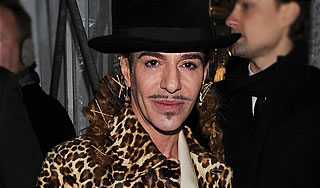 Гальяно уволили из Dior за пьяный дебош Гальяно уволили из Dior за пьяный дебош