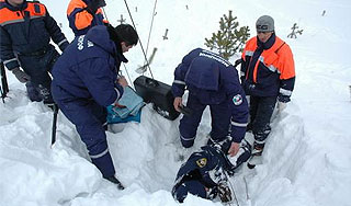 Жителей села спасли из-под сошедшей лавины Жителей села спасли из-под сошедшей лавины