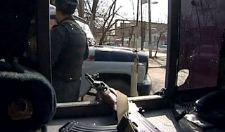 Проверка документов закончилась стрельбой Проверка документов закончилась стрельбой