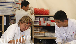 Китай атаковал новый смертельный вирус Китай атаковал новый смертельный вирус