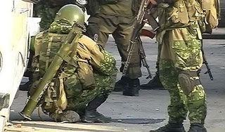 Бойцы ФСБ завязали бой с убийцами пристава Бойцы ФСБ завязали бой с убийцами пристава