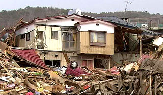 В Японии ограбили разрушенный стихией банк В Японии ограбили разрушенный стихией банк