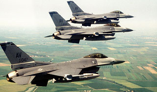 Война в Ливии расколола коалицию Война в Ливии расколола коалицию