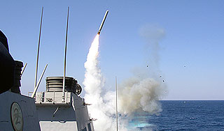 "Томагавки" бьют по США и Англии "Томагавки" бьют по США и Англии