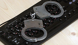 Хакер сел за порноролик на Садовом кольце Хакер сел за порноролик на Садовом кольце