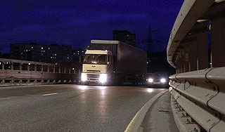 В Москве угнали фуру с химикатами В Москве угнали фуру с химикатами