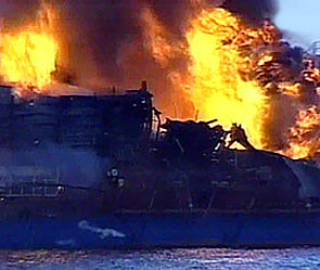 В Германии взорвался танкер с бензином В Германии взорвался танкер с бензином