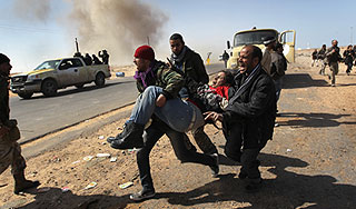 Взрывы прогремели возле убежища Каддафи Взрывы прогремели возле убежища Каддафи