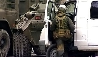 Спецназ уничтожил вооруженных диверсантов Спецназ уничтожил вооруженных диверсантов