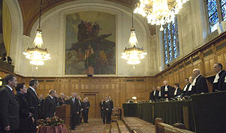 Суд поддержал Россию в споре с Грузией Суд поддержал Россию в споре с Грузией