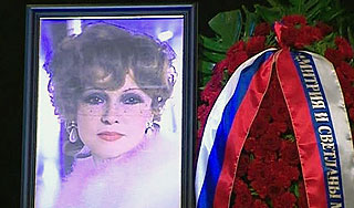 Гурченко похоронили кремлевские курсанты Гурченко похоронили кремлевские курсанты