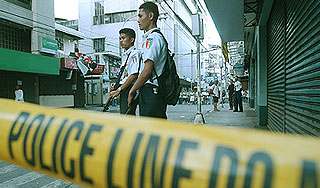 Аборигены отпустили захваченных учителей Аборигены отпустили захваченных учителей