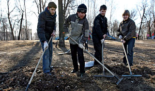 Медведев объявил в России большую уборку Медведев объявил в России большую уборку
