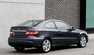 Бомбы найдены в "Мерседесах" в Москве Бомбы найдены в "Мерседесах" в Москве