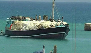 Сомалийские пираты освободили россиян Сомалийские пираты освободили россиян