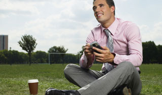 Для счастья нужен парк у дома и запах кофе Для счастья нужен парк у дома и запах кофе