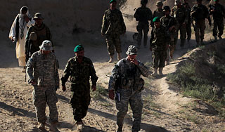 Взрыв штаба армии убил бойцов НАТО Взрыв штаба армии убил бойцов НАТО