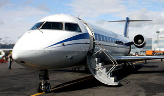 Самолет на Камчатке завалился на крыло Самолет на Камчатке завалился на крыло