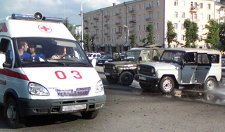 Toyota раздавила коляску с ребенком Toyota раздавила коляску с ребенком