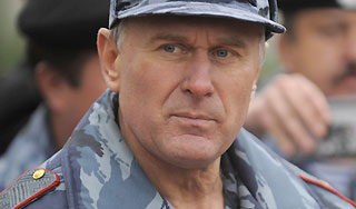 Медведев уволил главу московского ОМОНа Медведев уволил главу московского ОМОНа