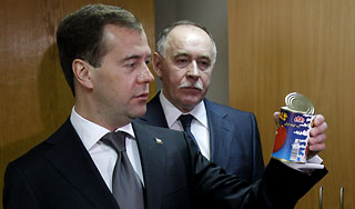 Медведеву показали "Урожай смерти" Медведеву показали "Урожай смерти"