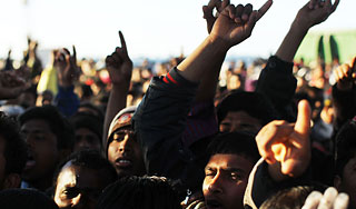 Каддафи поднимет против НАТО племена Каддафи поднимет против НАТО племена