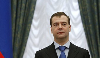 Медведев едет на Чернобыльскую АЭС Медведев едет на Чернобыльскую АЭС