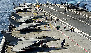 Италия вступила в войну против Каддафи Италия вступила в войну против Каддафи