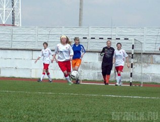 Футболистки клинцовского «Луча» победили на международном турнире