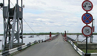 Якут установил плату на дороге к переправе Якут установил плату на дороге к переправе