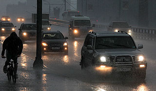 Москве обещают страшную грозу Москве обещают страшную грозу