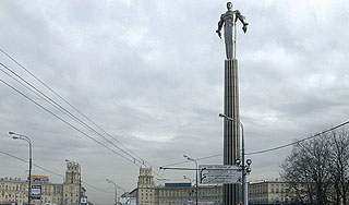 Памятник Гагарину оставят на прежнем месте Памятник Гагарину оставят на прежнем месте