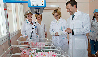 Роддомам выделят 350 миллионов рублей Роддомам выделят 350 миллионов рублей