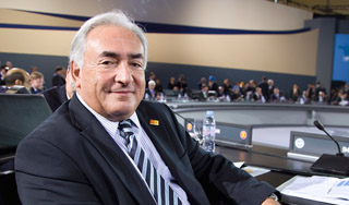 Скандал с главой МВФ расколол Францию Скандал с главой МВФ расколол Францию