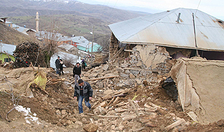 По Турции ударило землетрясение По Турции ударило землетрясение