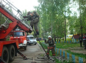 Виновник пожара в квартире чудом избежал гибели