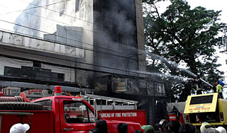 В Китае взорвался завод по выпуску iPad 2 В Китае взорвался завод по выпуску iPad 2