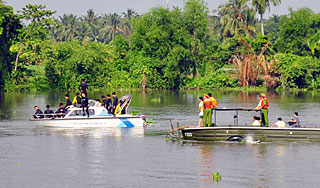 Во Вьетнаме затонуло судно с туристами Во Вьетнаме затонуло судно с туристами