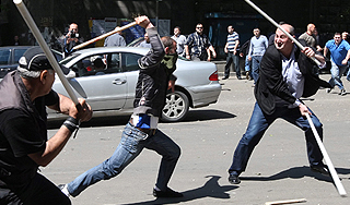 Россия ответила на беспорядки в Грузии Россия ответила на беспорядки в Грузии