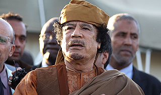 Оппозиция советует Каддафи бежать из Ливии Оппозиция советует Каддафи бежать из Ливии