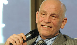 Малкович соблазнит Дапкунайте в Москве Малкович соблазнит Дапкунайте в Москве