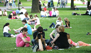 Россию ждет еще одно жаркое лето Россию ждет еще одно жаркое лето