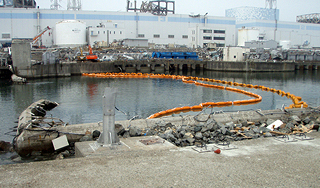 С АЭС пропали тонны зараженной воды С АЭС пропали тонны зараженной воды