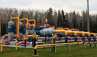 Медведев требует выполнять договор по газу Медведев требует выполнять договор по газу